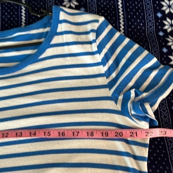 T by Talbots Women’s Blue And White Striped Tee Size XL NWOT - Picture 3 of 7